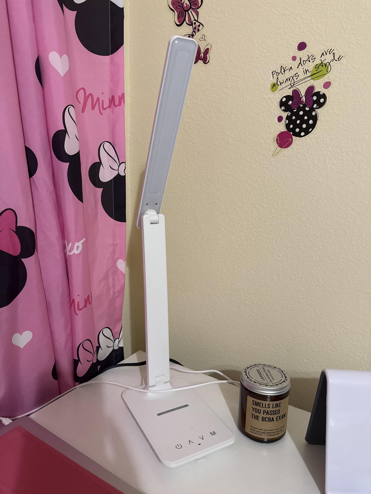 White crown LED Desk Lamp with 15W Wireless Charger & USB Port, Dimmable Table Lamp with 5 Lighting Modes, Sensitive Touch Control, Foldable & Portable Desk Light for Home, Office, Bedroom, Reading customer photo 1