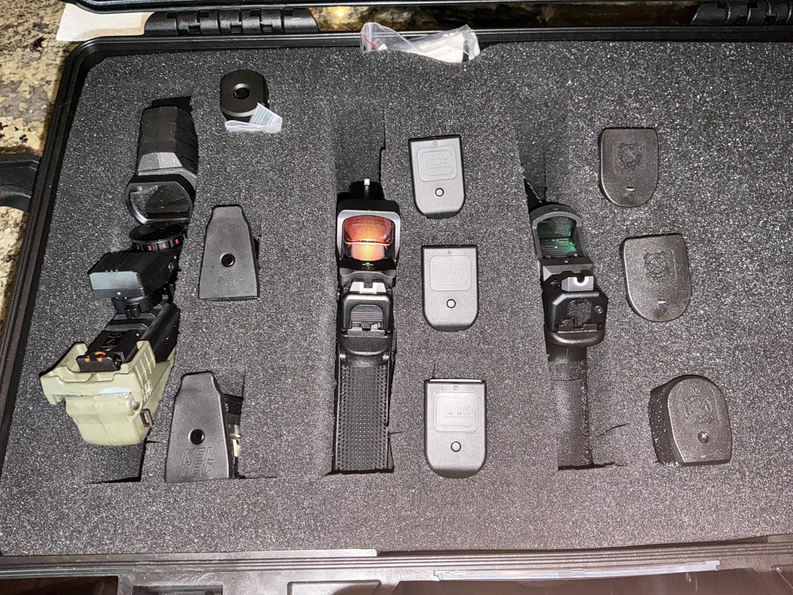 VEVOR Weatherproof Hard Case for Cameras (21.7*13.4*9.5