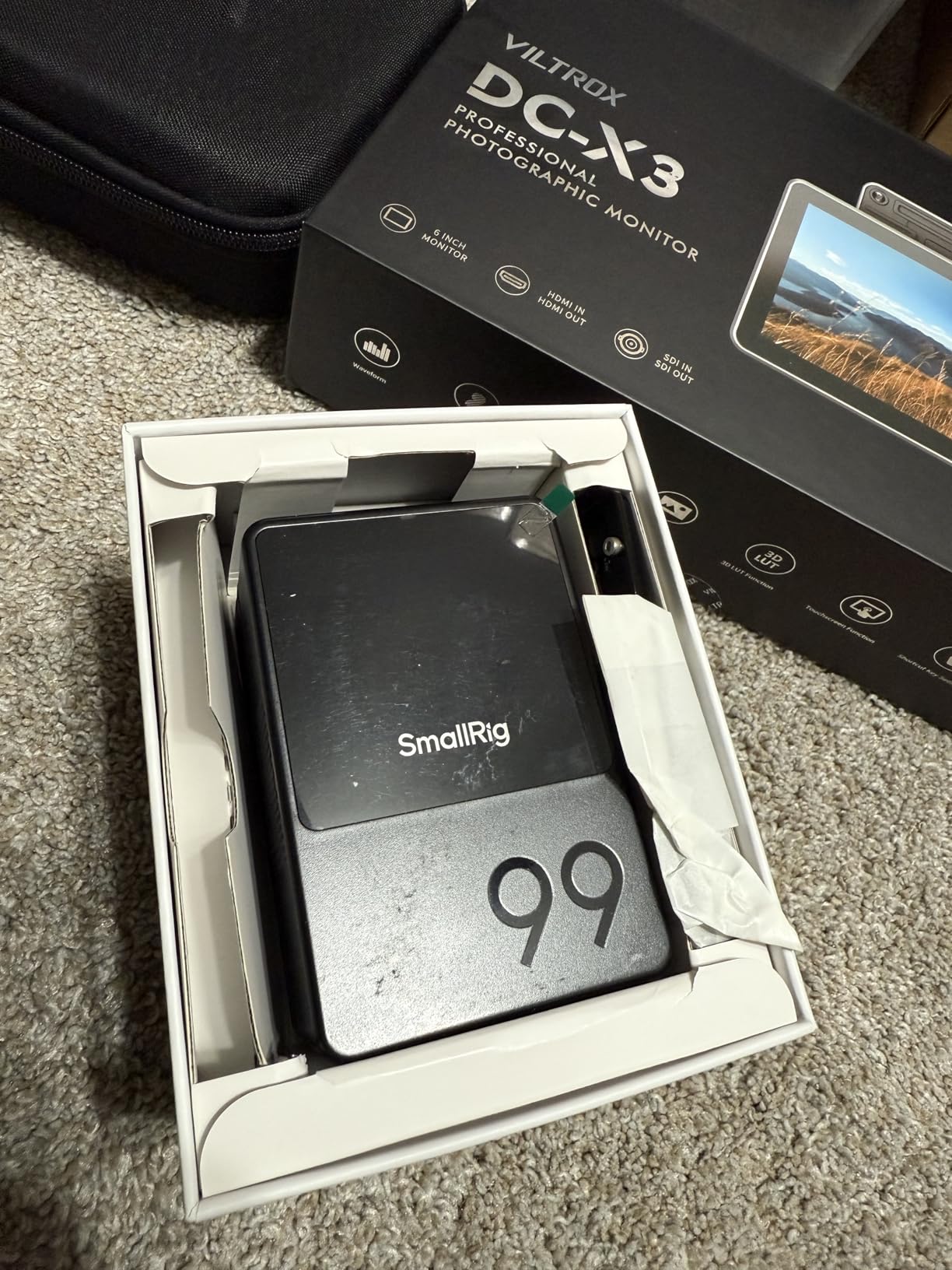 SMALLRIG V Mount Battery VB99, 99Wh / 6800mAh V Lock Battery with 100W Output, 2H Full Charge, with V Mount Plate, Compact Camera Rig for Sony FX3 / A7 IV / A7S III, for Canon R5 / R6, for Nikon Z8 customer photo 1