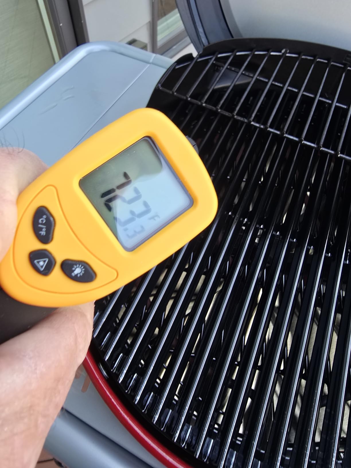 Char-Broil 3-in-1 Dual Fuel Outdoor Bistro Pro Electric Grill & Griddle + Charcoal Mode BBQ, Red - 25302146 customer photo 2