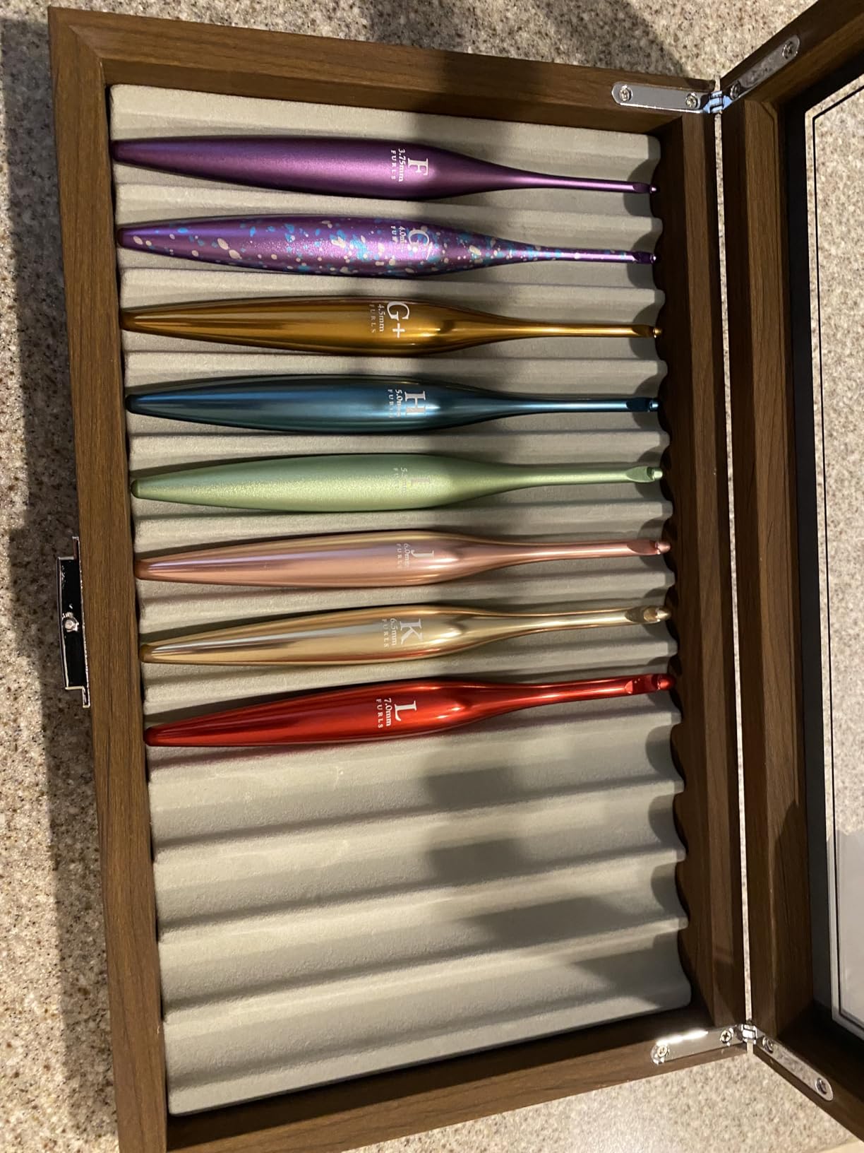 12-Slot Fountain Pen Display Box, Black Walnut Wood Pen Organizer with Clear Glass Window, Luxury Pen Storage Case for Fountain Pen Collection Pencil Holders customer photo 1