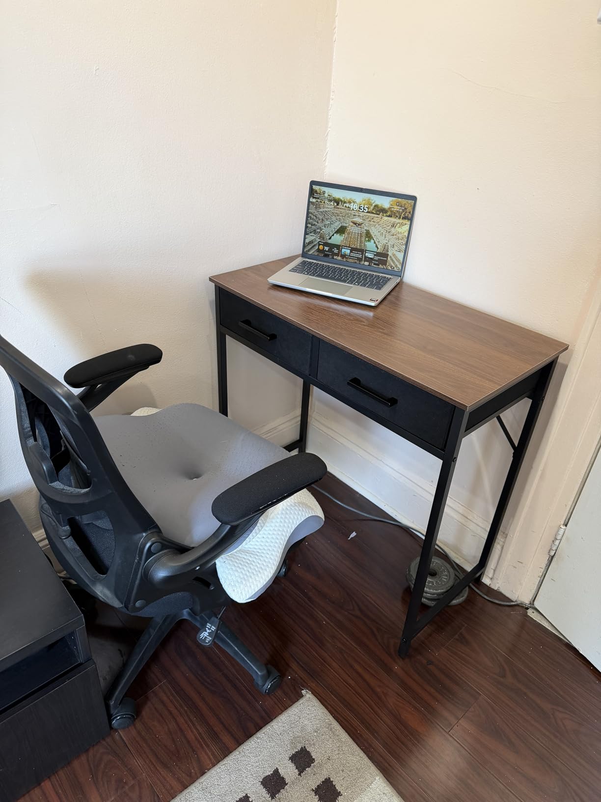 Pamray 32 Inch Small Computer Desk with 2 Drawers for Bedroom Study Writing Home Office Table for Small Spaces White customer photo 1