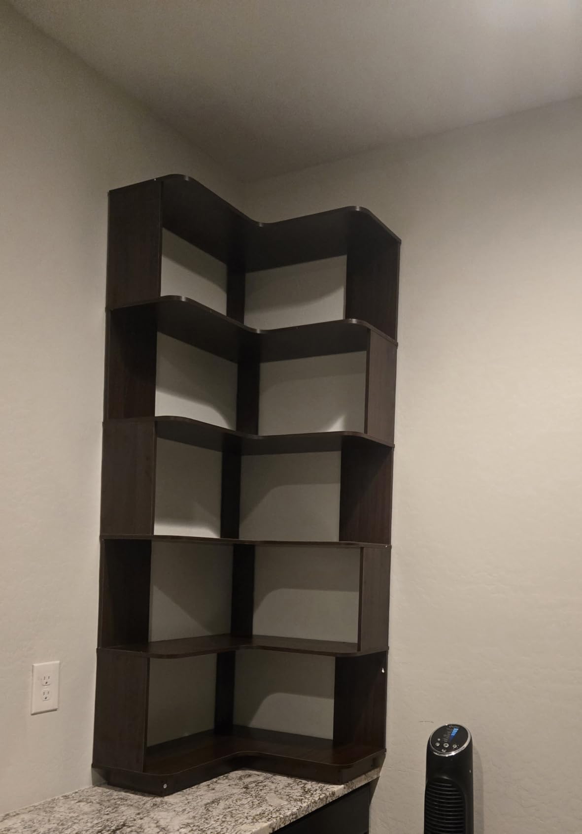 Armocity Corner Book Shelf - 6-Shelf Corner Bookshelf Etagere Bookcase with Baffle, Freestanding L Shaped Display Shelf Stand for Home Office, Living Room, Bedroom, Kitchen, White customer photo 2