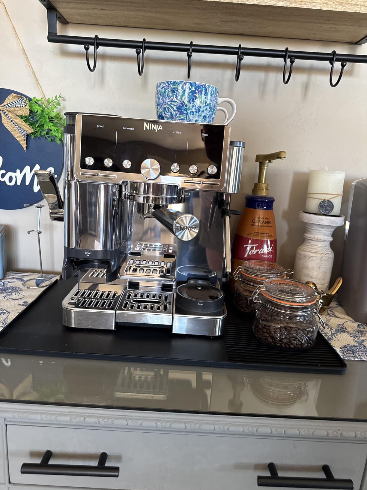 Ninja Luxe Cafe Pro Series, Espresso Machine, Drip Coffee, Cold Brew, Hot Water, Integrated Tamper, Built-in Grinder, Hands-Free Frother for Cappuccinos, Lattes, Americanos, Dairy or Non-Dairy, ES701 customer photo 1