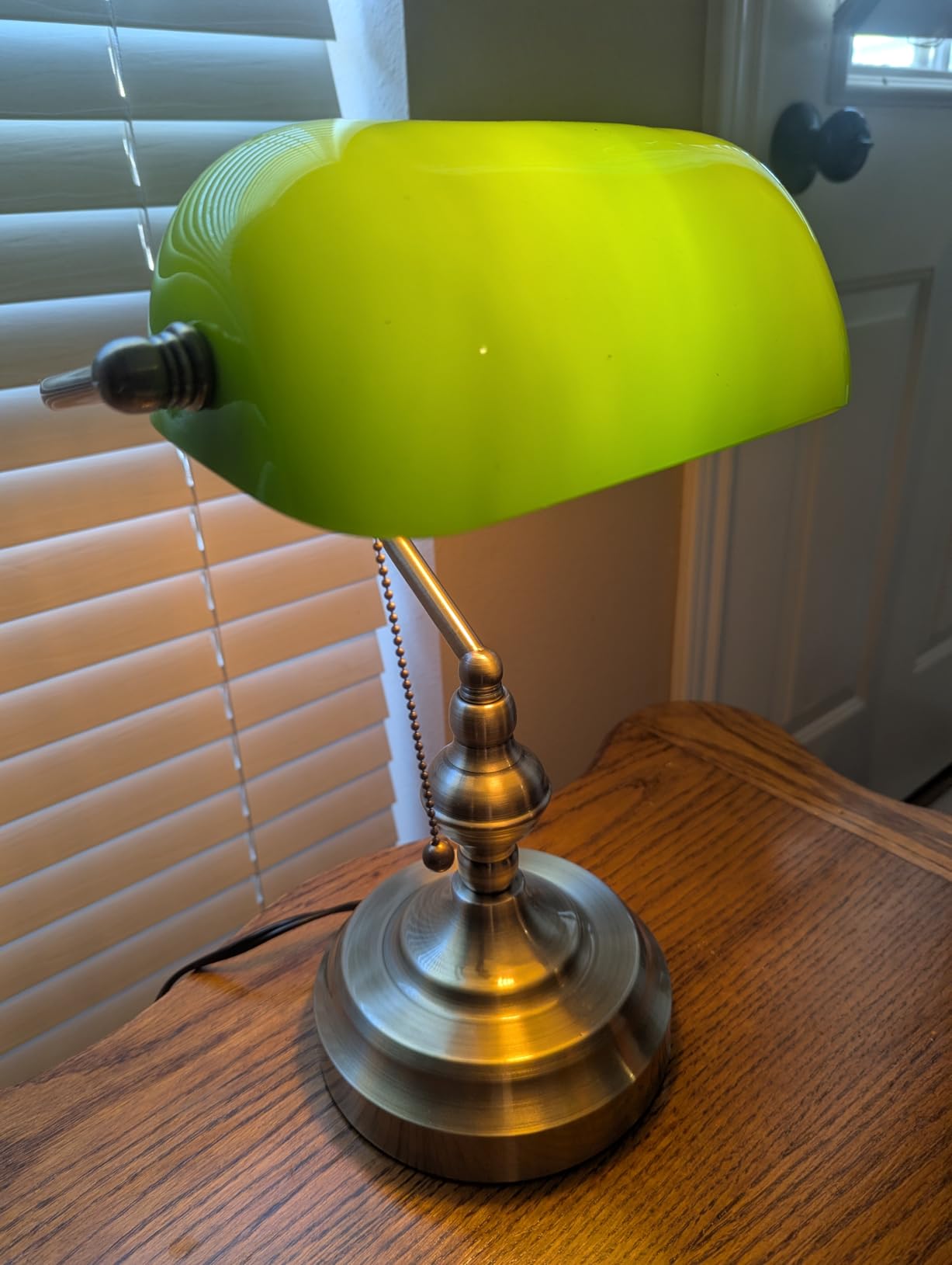 Green Glass Banker's Desk Lamp, Antique Banker Desk Lamps with USB Charging Port, Traditional Library Lamp, Vintage Desk Lamp Green Shade for Office Study Room, Pull Chain Switch customer photo 2
