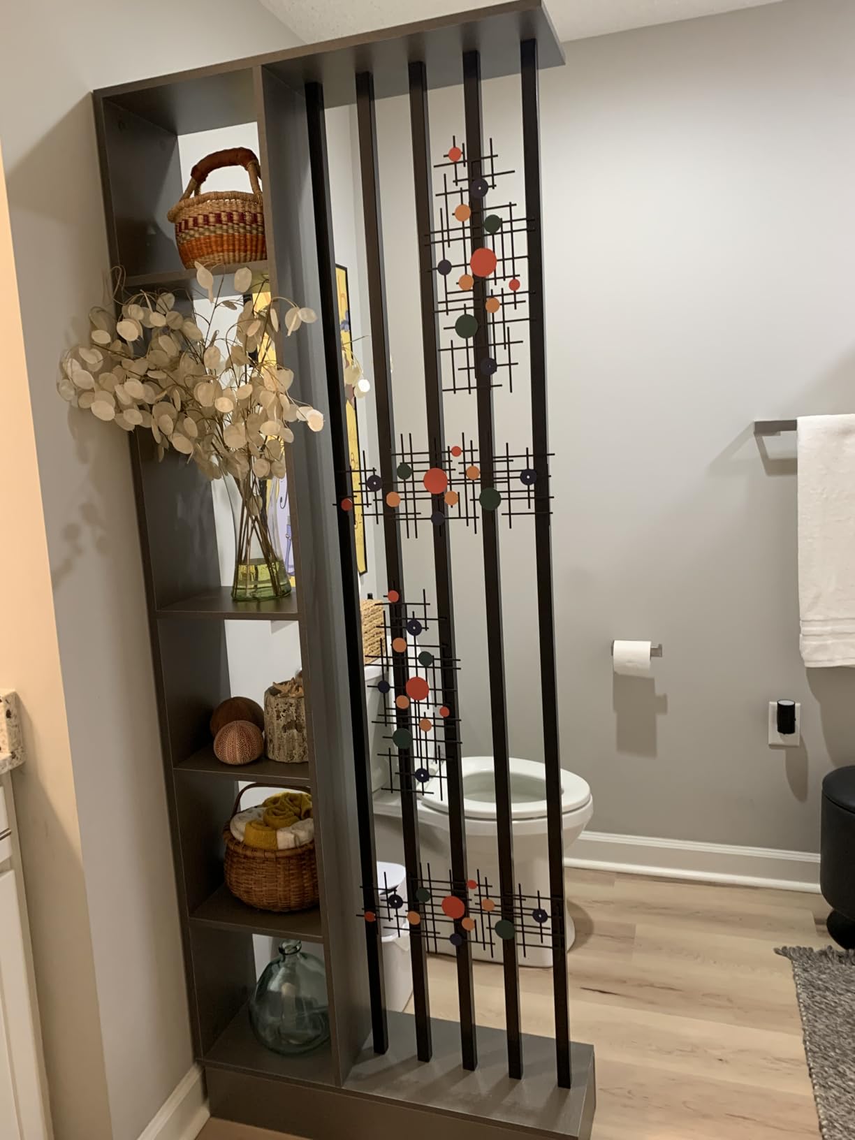 Wall Room Divider, Freestanding Wood Room Divider Shelf with Shelves, Divider Screen Separator Screen with Storage, Wall Divider for Room Separation, for Home Office Decorative (White, 31.4IN) customer photo 1