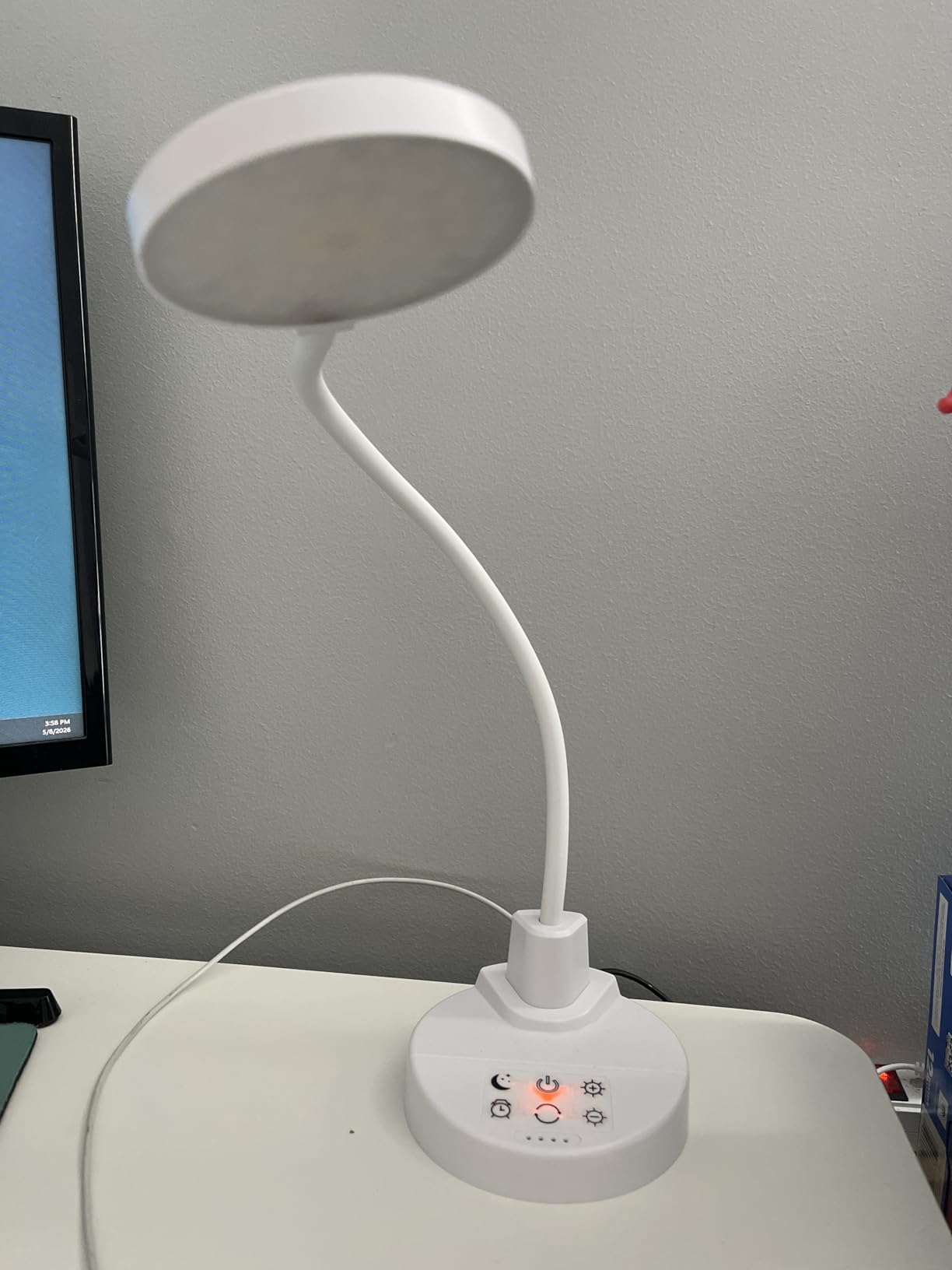 15W LED Desk Lamp with USB Charging Ports - Dimmable Table Lamp with 3 Color Temps, 5 Brightness, 4 Timers, Flexible Gooseneck Light with Base, Eye-Caring Reading Light for Home Office, Bedroom, Study customer photo 1