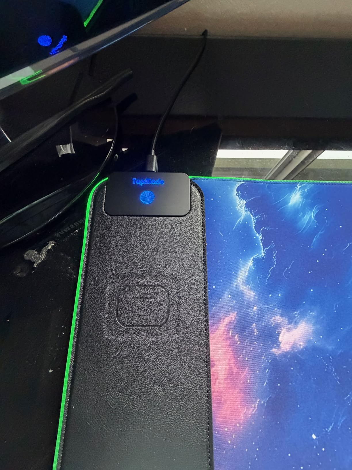 TopMade Wireless Charging Mouse Pad, RGB Gaming Mousepad Home Office Desk Pad, XXL Large customer photo 1