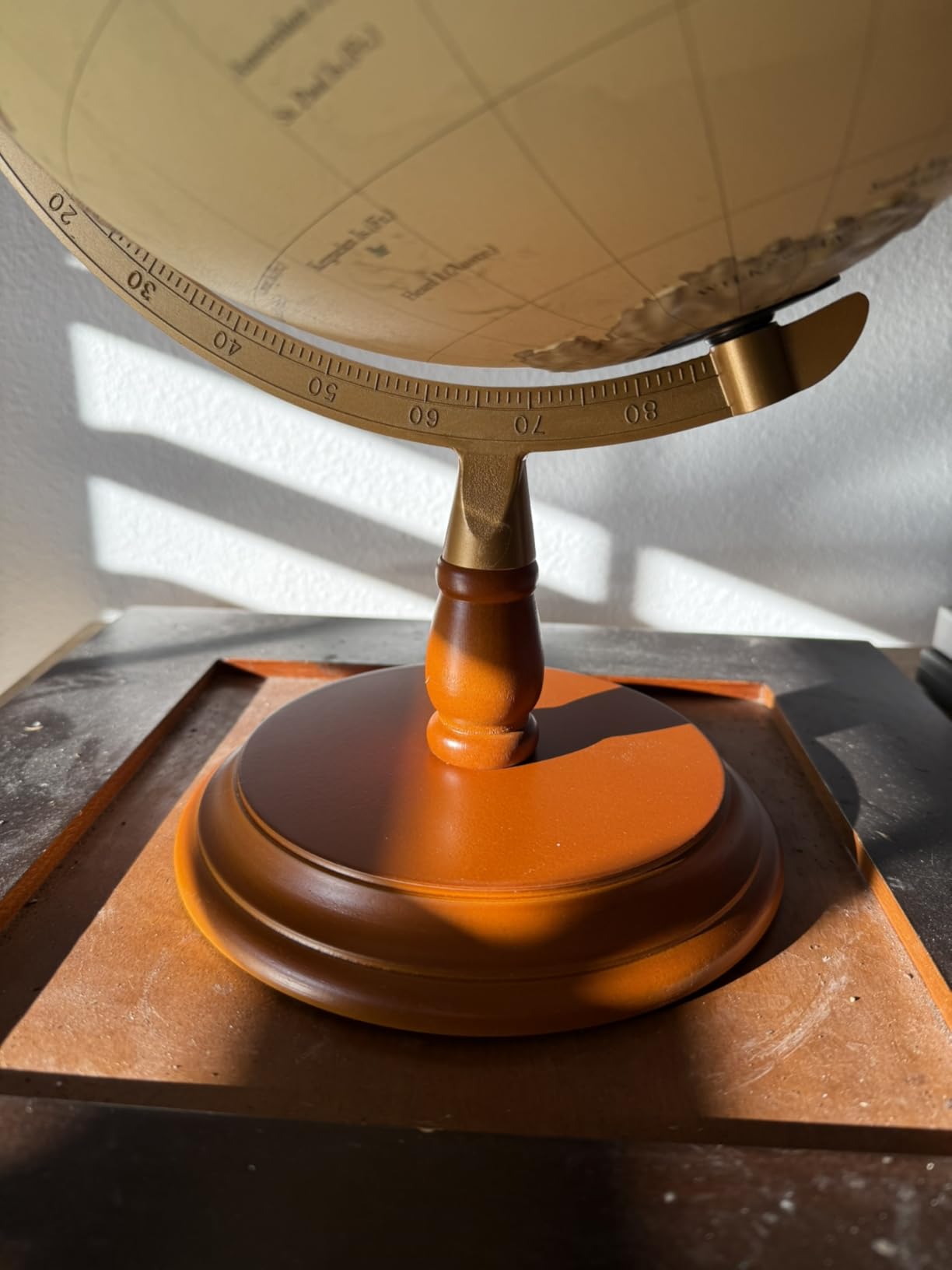 Goplus 12 Inch Illuminated World Globe, Antique Light up Rotating Globe Night Lamp with Wooden Stand, Geography Educational Desktop Decoration customer photo 2