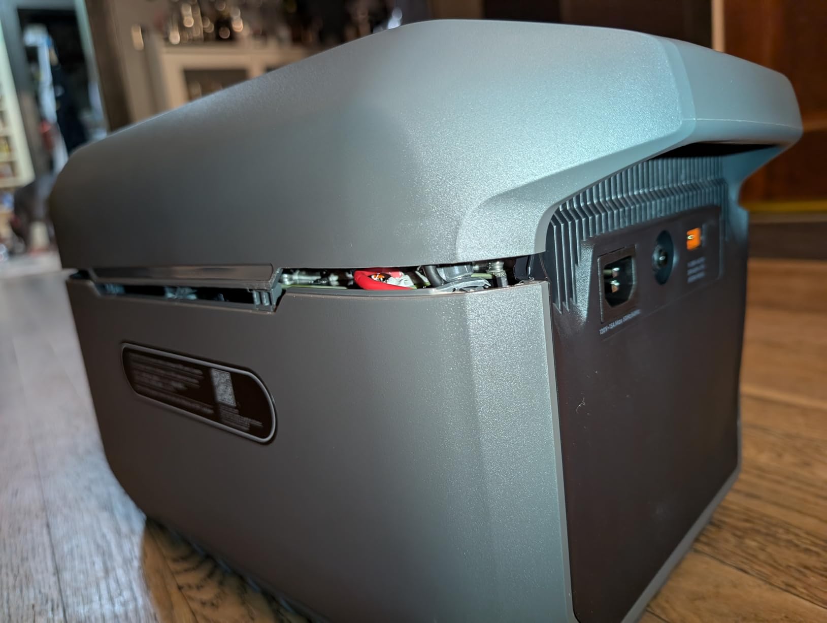 Anker SOLIX C2000 Gen 2 Portable Power Station, 2400W (Peak 4000W) Solar Generator, Full Charge in 58 Min, 2048Wh LiFePO4 Battery customer photo 2