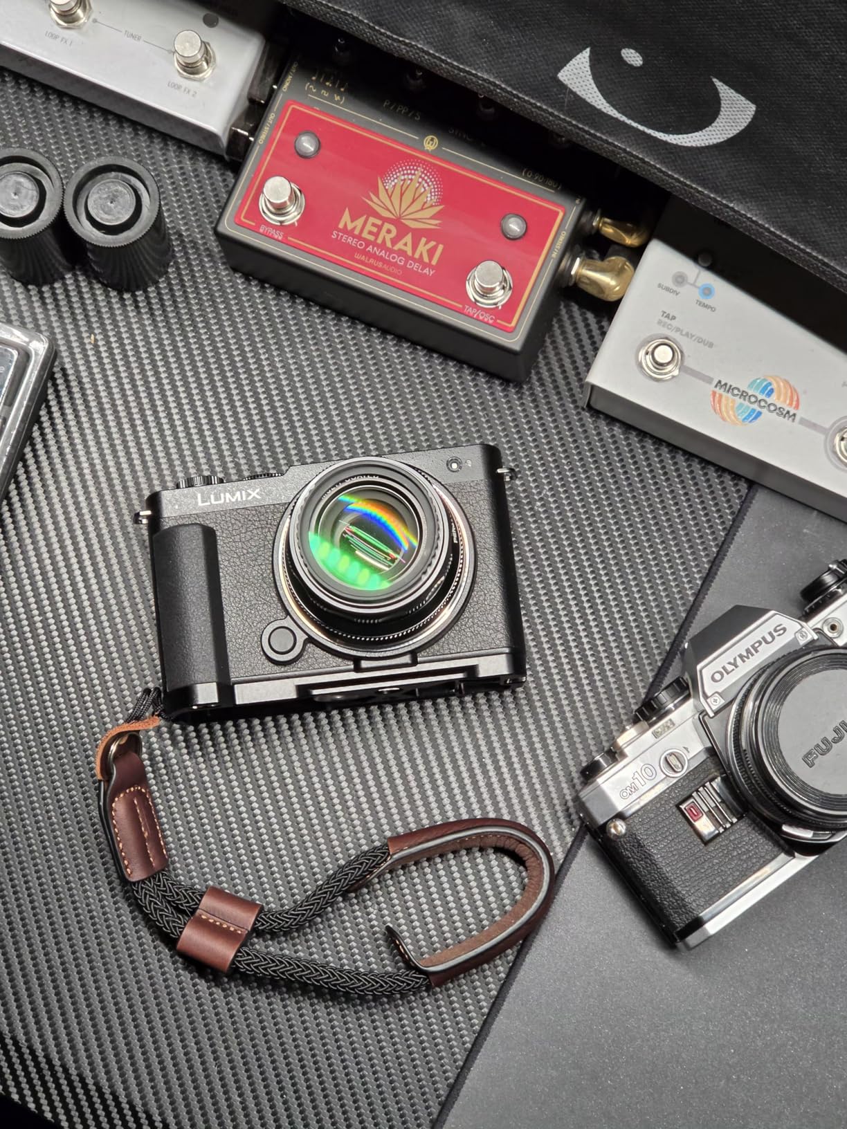 LUMIX S9 Mirrorless Camera, 24.2MP Full Frame with Phase Hybrid AF, New Active I.S. Technology - DC-S9BODYK9 (Black) customer photo 1