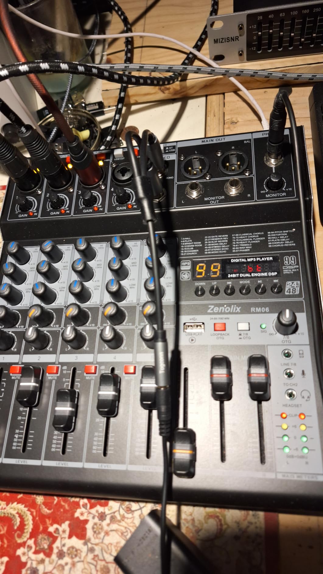 RM06 6Channel Audio Mixer Sound Board, Bluetooth Mixer USB Audio Interface, DJ Mixer with 2 XLR Combo Inputs, 24 Bit 192kHz Recording, Mixing Console for Podcast Live Streaming Home Studio customer photo 1