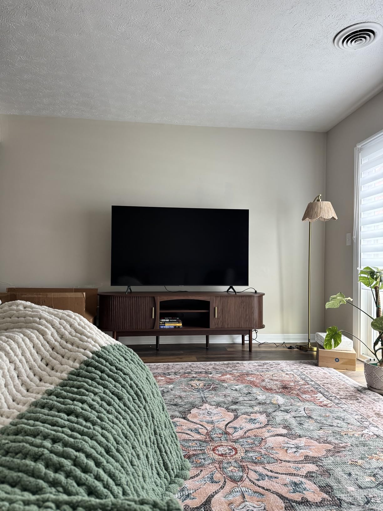 Decofy Mid Century TV Stand for TVs up to 80 Inches, Entertainment Center with Storage, Power Outlet, Fluted Sliding Doors & Adjustable Shelves, Modern Media TV Console Table for Living Room (Walnut) customer photo 1