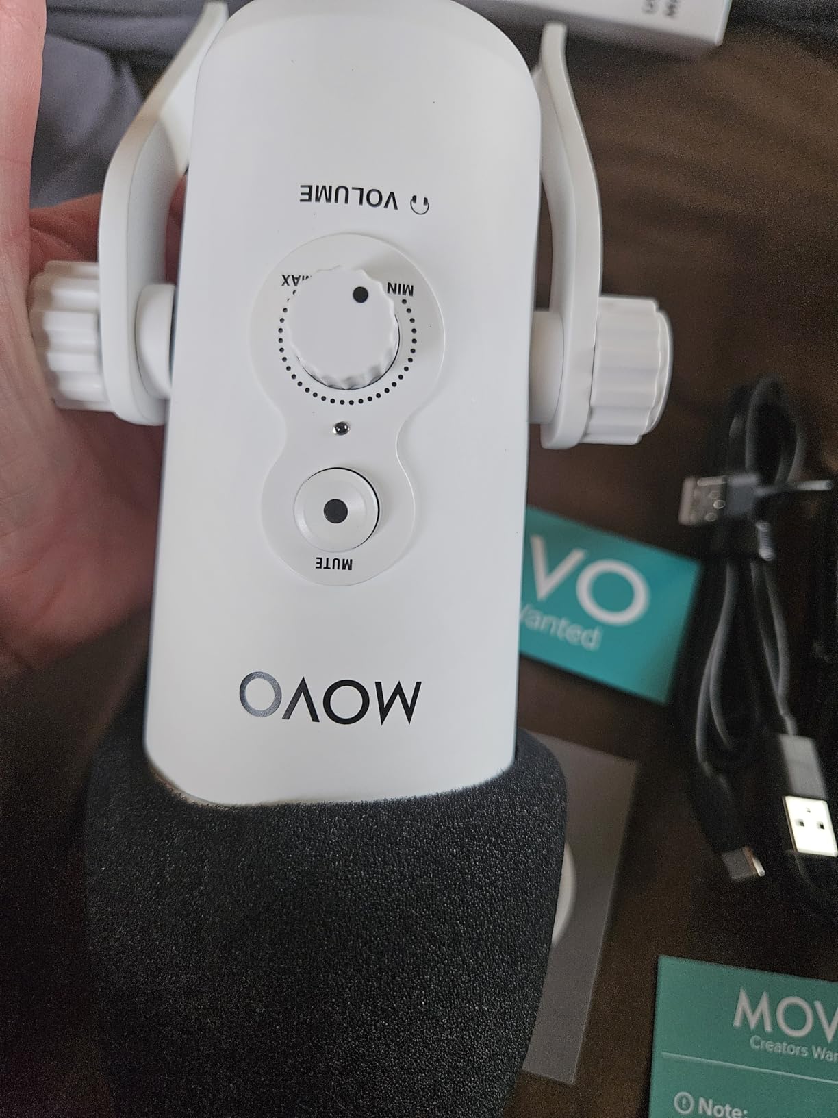 Movo USB Podcast Equipment Bundle for 4 - USB Interface with 4 UM700 Condenser Microphones - 4-Port Powered Hub for Streaming, Podcasting, Interviews (White) customer photo 1