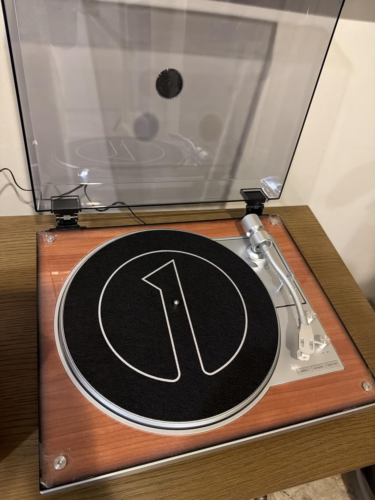 1 BY ONE Fully Automatic Belt-Drive Turntable, Wireless Vinyl Record Player with Automatic Repeat Function, Remote Control, Phono Preamp, AT-3600L Cartridge, 33/45 RPM customer photo 1