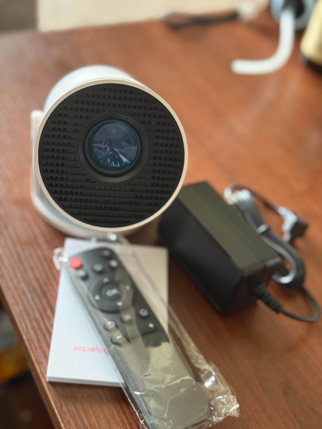 Mini Projector with WiFi 6 and Bluetooth 5.4, 4K Supported Portable Projector, Android 14 Smart Proyector with 200 ANSI & Auto Keystone, Alwtniet HY300Pro Small Projector for Bedroom, Movie, Outdoor customer photo 2