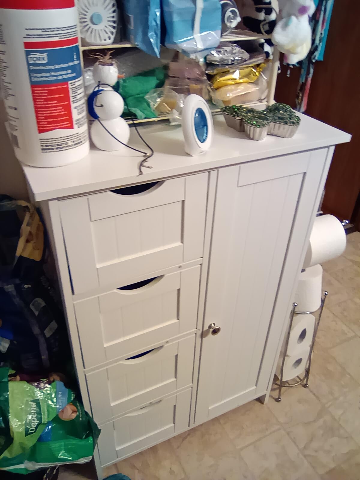VASAGLE Floor Storage Cabinet with 2 Adjustable Shelves and 4 Doors, Cloud White customer photo 2