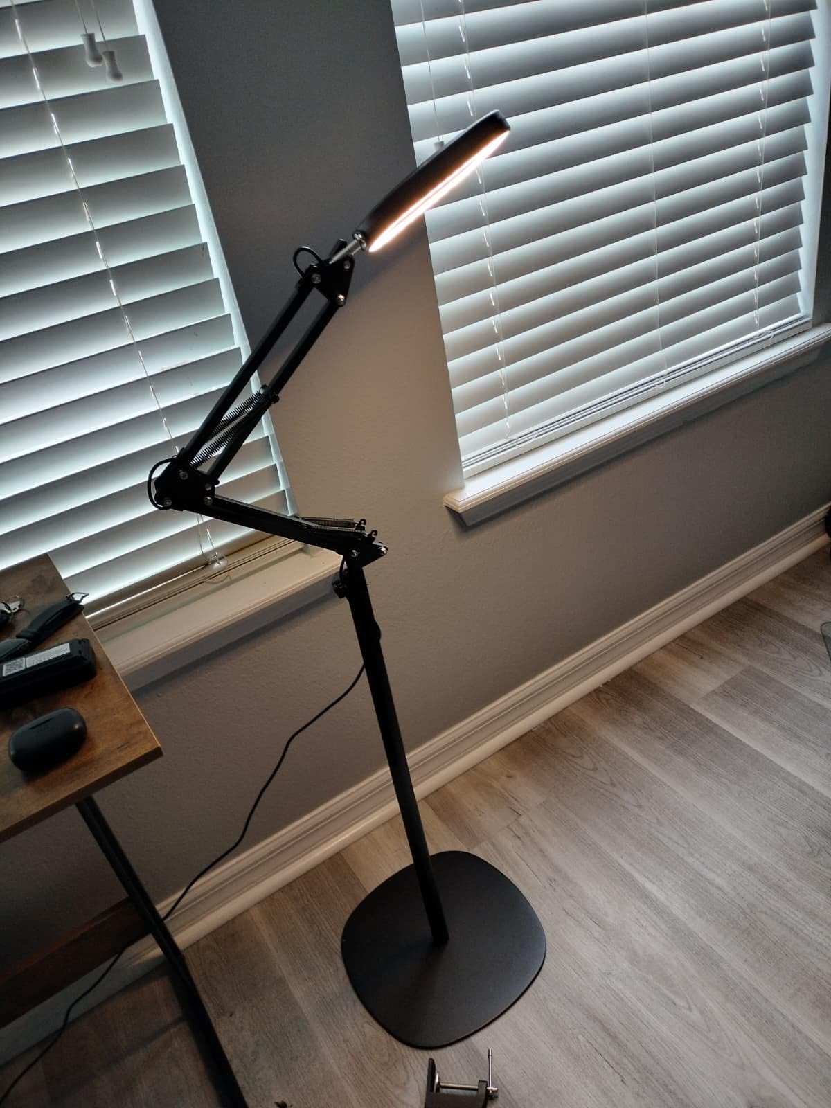 IVMAIE 12X Magnifying Glass with Light and Stand, Real Glass Lens, 5 Color Modes LED Dimmable Lighted, 3-in-1 Floor Lamp with Clamp, Hands Free Magnifier for Reading, Craft Sewing Painting Close Work customer photo 1