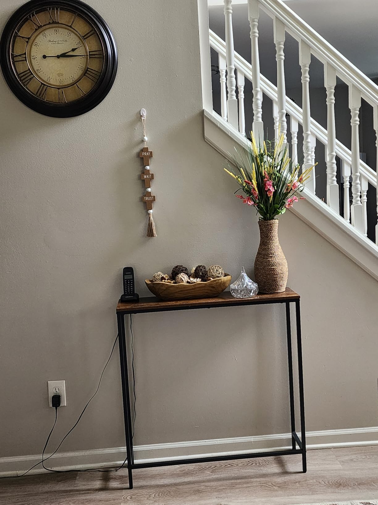 VASAGLE Console Table, Entryway Table, One Piece Top, Easy Assembly, for Hallway, Bedroom, Living Room, 1 Tier, 7.9 x 31.5 x 32 Inches, Rustic Brown and Ink Black ULNT035KD01S customer photo 1