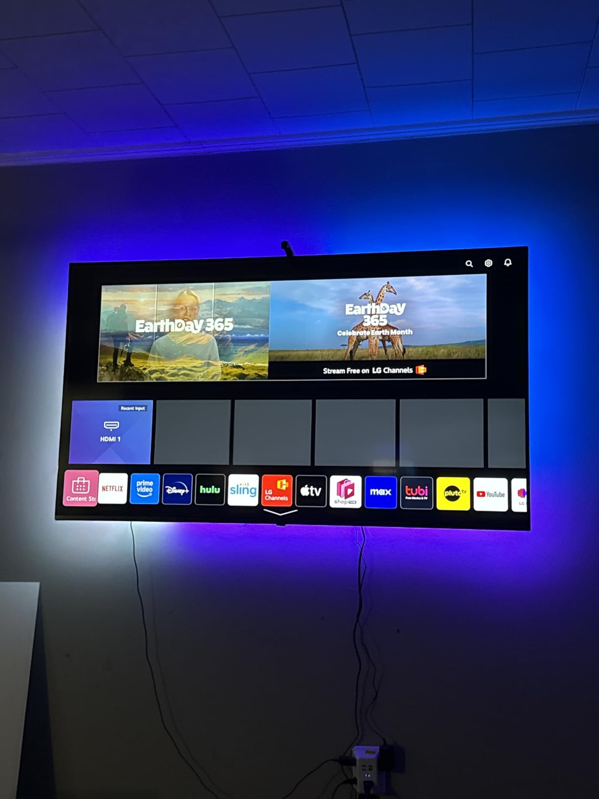 TV LED Backlight with Sensor, LED Sync Lights for TV 55-65 Inch, Smart Camera Sync to Screen, Ambient RGB Strip Lights for Gaming & Home Theater, App Control (14.7ft) customer photo 1