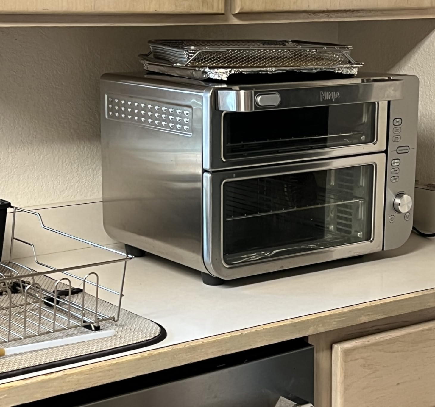 Ninja Double Oven Pro Smart XL Countertop Oven & Air Fryer | 30.2 Qt Capacity | 12-in-1 with Smart Finish & DualZone Tech to Cook 2 Meals at Once | Fits up to 4.5lb Chicken | Stainless Steel | DCT801 customer photo 1