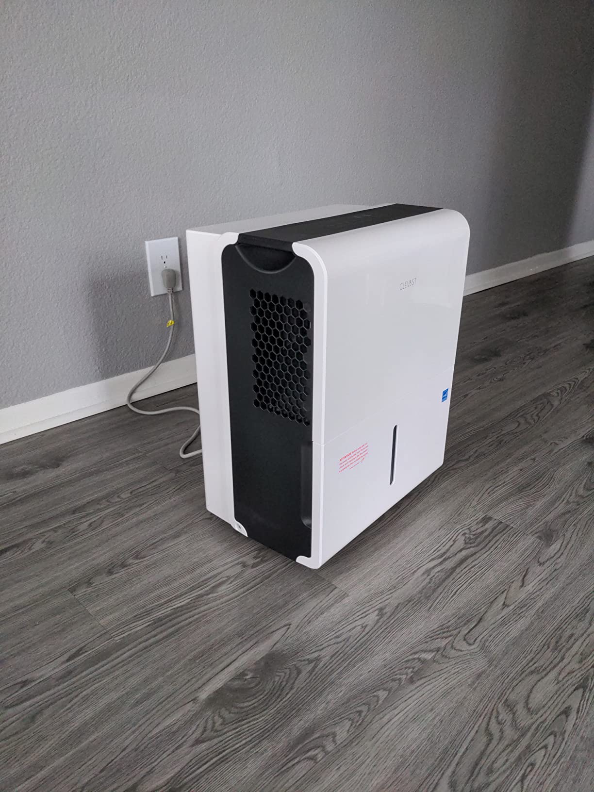 CLEVAST Small Dehumidifier for Home, 30oz Quiet Mini Dehumidifier for Bathroom, Bedroom & Closet, Portable Compact Dehumidifier for RV, Camper customer photo 2