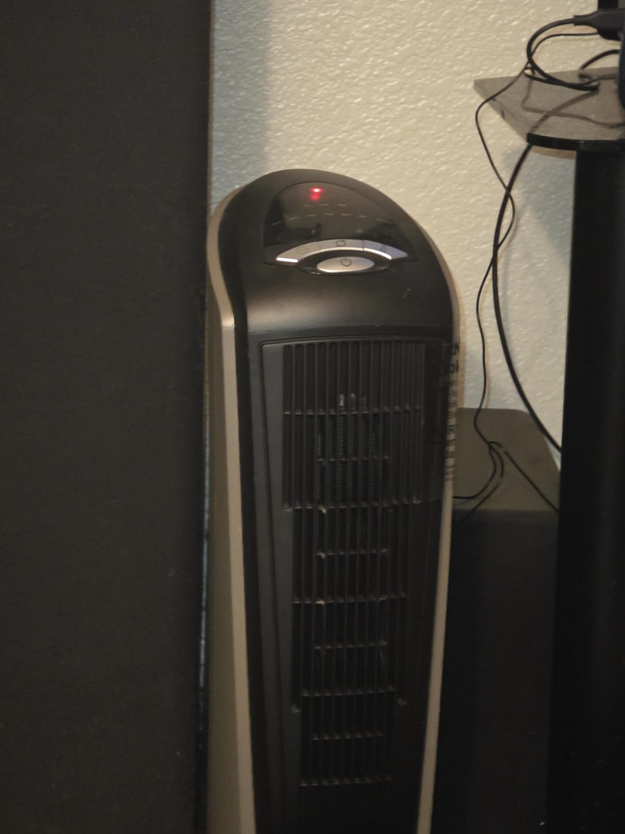 Lasko 1500W Ceramic Tower Space Heater with Remote, Thermostat, Timer & Widespread Oscillation, Portable Electric Heater for Indoor Use, Bedroom & Living Room, 751320 customer photo 2