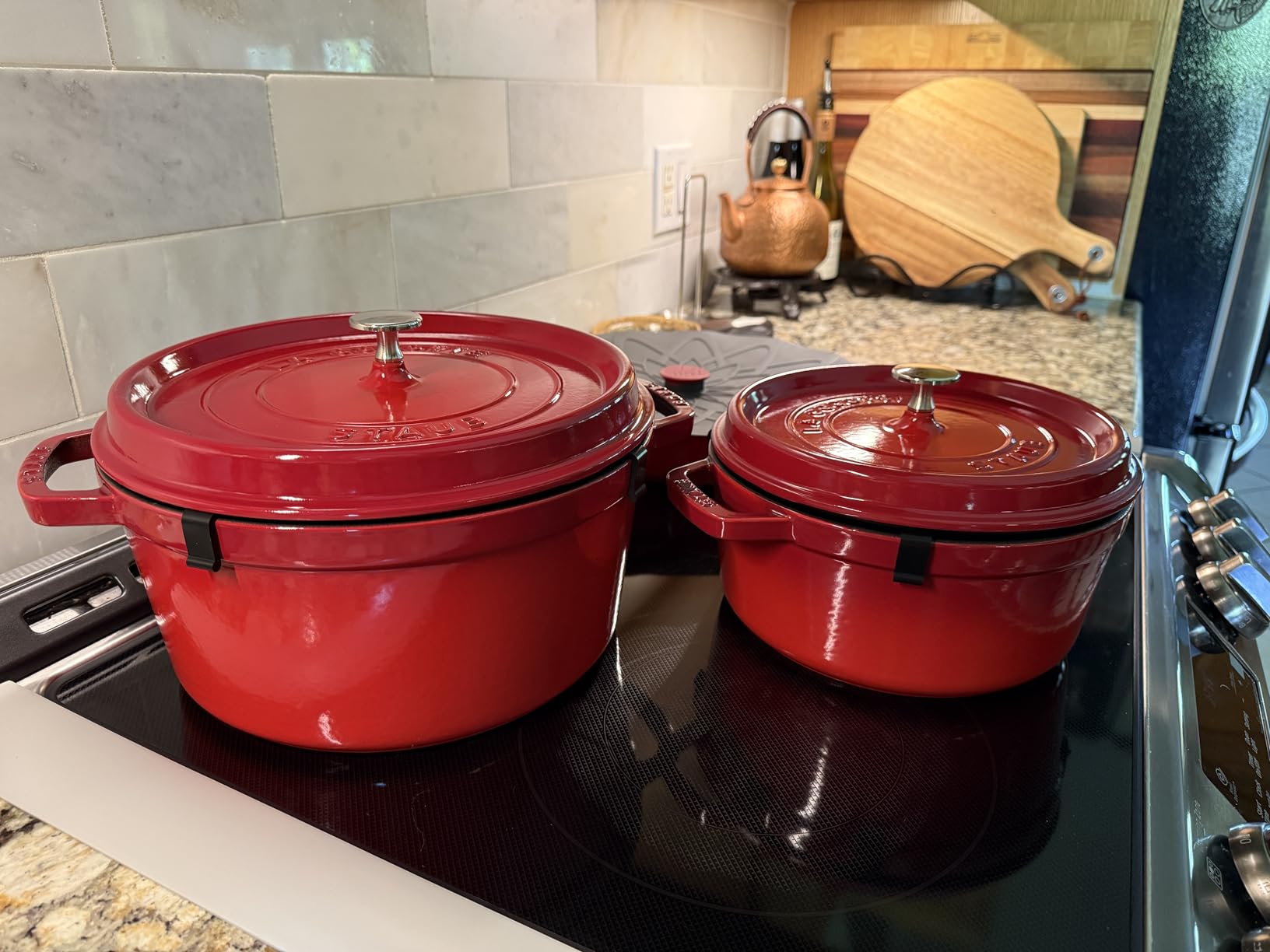 Staub 7-Qt Dutch Oven, Serves up to 7-8 People, Oven Safe to 500°F, Red | Perfect for Batch Cooking, Meal Prep & Large Meals. Braise, Roast & Bake in One Pot. Enameled Coated Cast Iron Dutch Oven customer photo 1