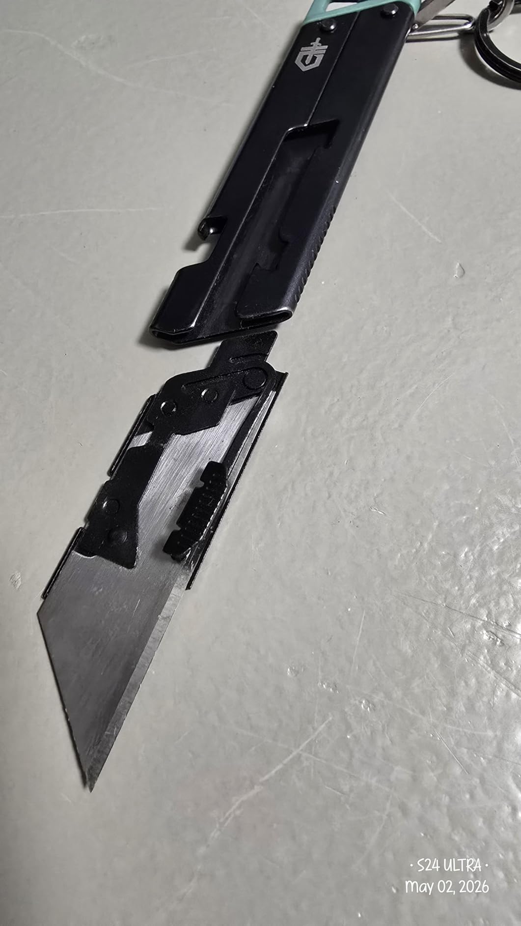 Gerber Gear EAB Lite Pocket Razor Knife with Money Clip - EDC Gear Folding Stainless Steel Utility Knife with Box Cutter Blade for Everyday Carry customer photo 1