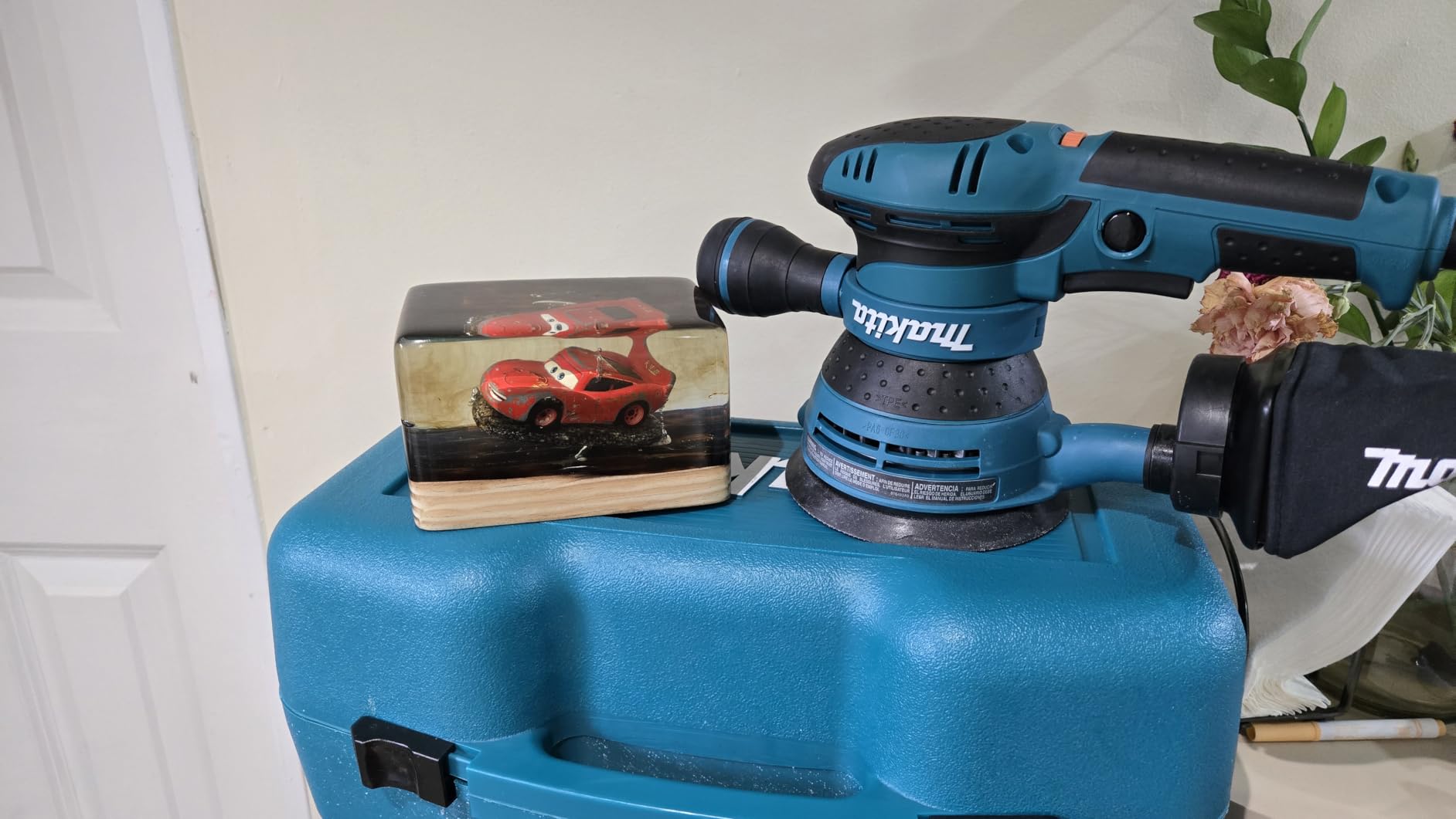 Makita BO5041K 5