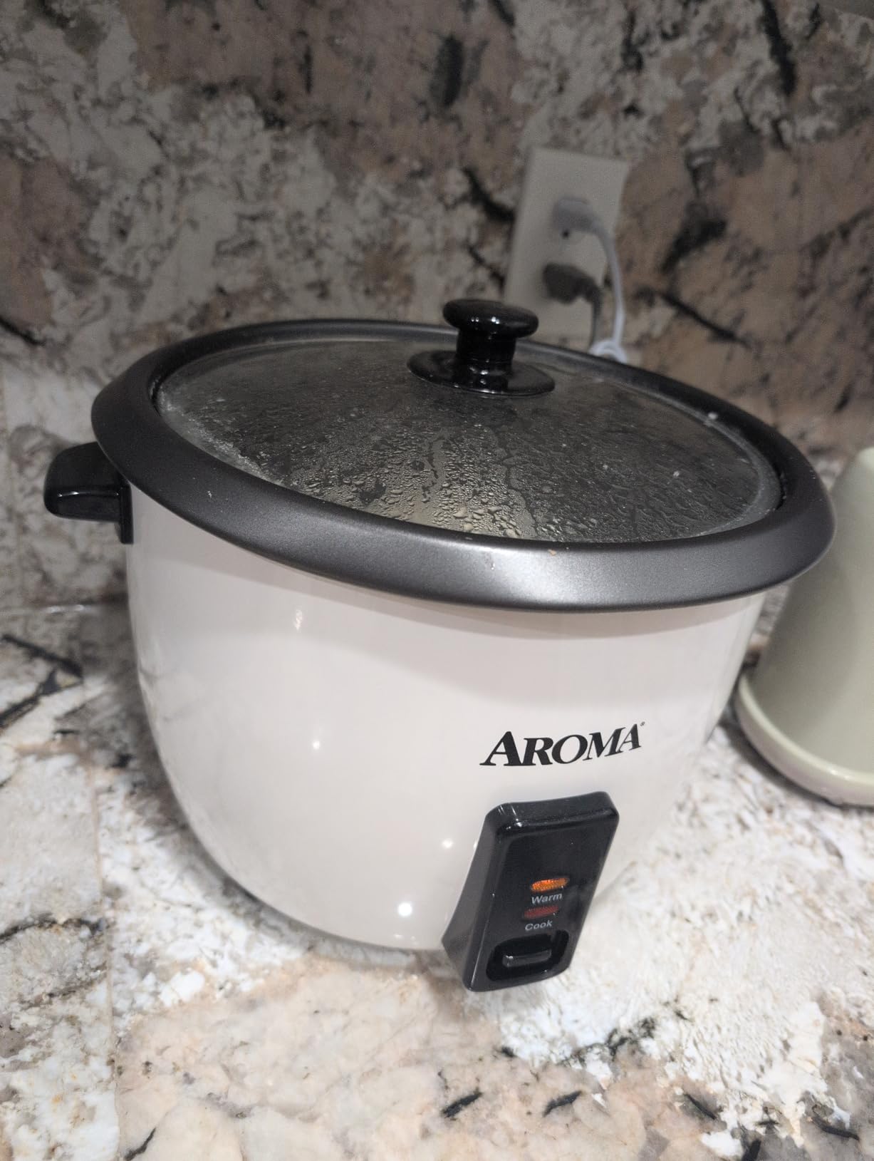 Aroma Housewares 32-Cup (Cooked) (16-Cup UNCOOKED) Pot Style Rice Cooker (ARC-7216NG), White customer photo 1