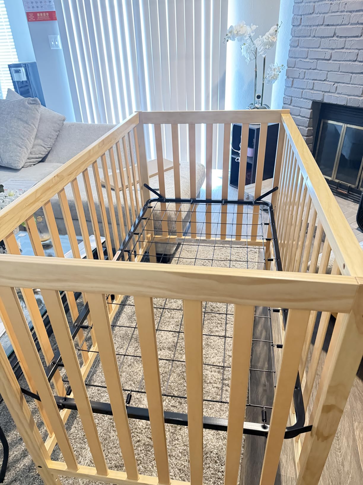 Dream On Me Synergy 5-in-1 Convertible Full-Size Baby Crib with Toddler, Day & Full Bed Conversion in Black, GreenGuard Gold & BSA, 3 Mattress Heights, Sustainable Pinewood customer photo 1