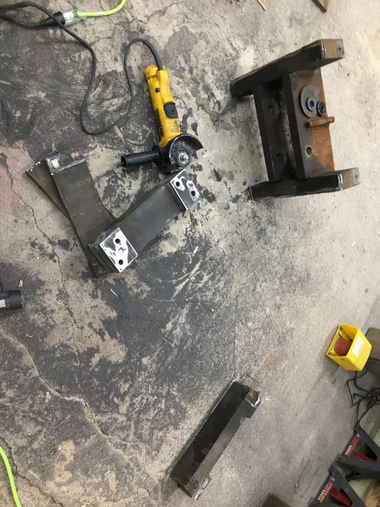 DEWALT Angle Grinder, 4.5 Inch, 11 Amp, 11,000 rpm, With Paddle Switch, Ergonomic Compact Design Grinder Tool (DWE402) customer photo 2
