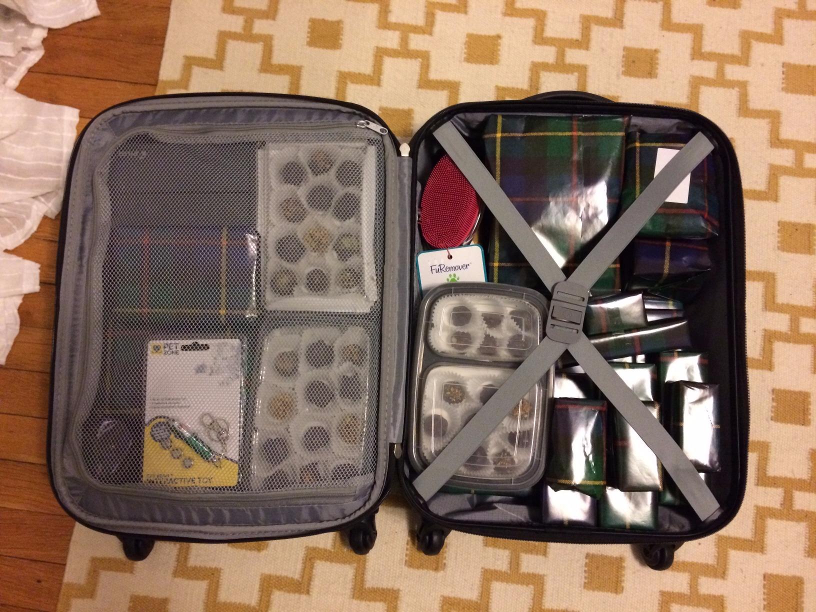 Samsonite Omni PC Hardside Expandable Luggage with Spinner Wheels, Caribbean Blue, 3-Piece Set (20/24/28) customer photo 1