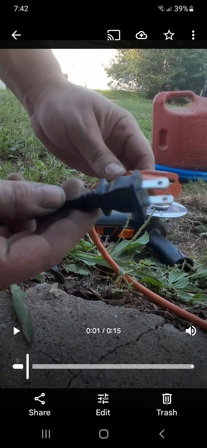 WEN 7-Amp Angle Grinder with 4-1/2-Inch Wheel and Reversible Handle (944) customer photo 2