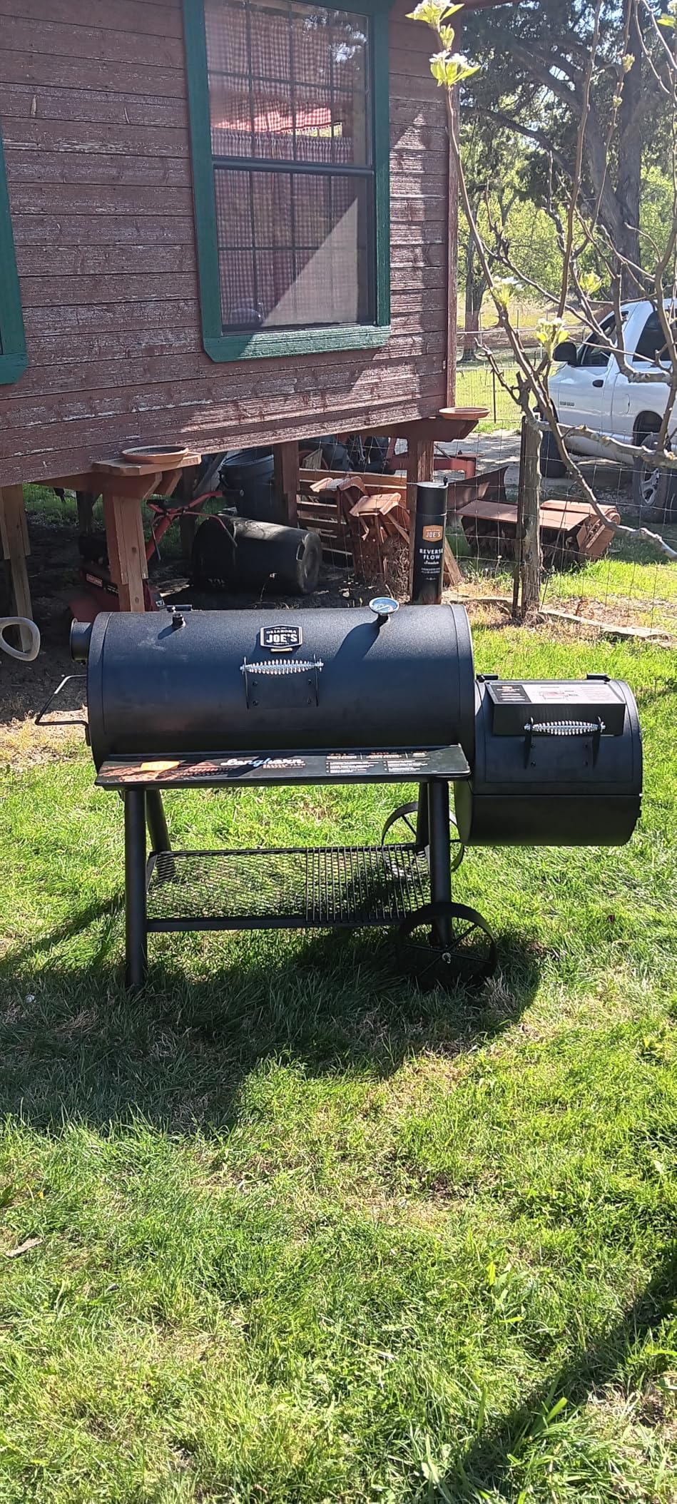 Oklahoma Joe's Longhorn Reverse Flow Offset Charcoal Smoker and Grill with 1060 sq. in. Cooking Area customer photo 1