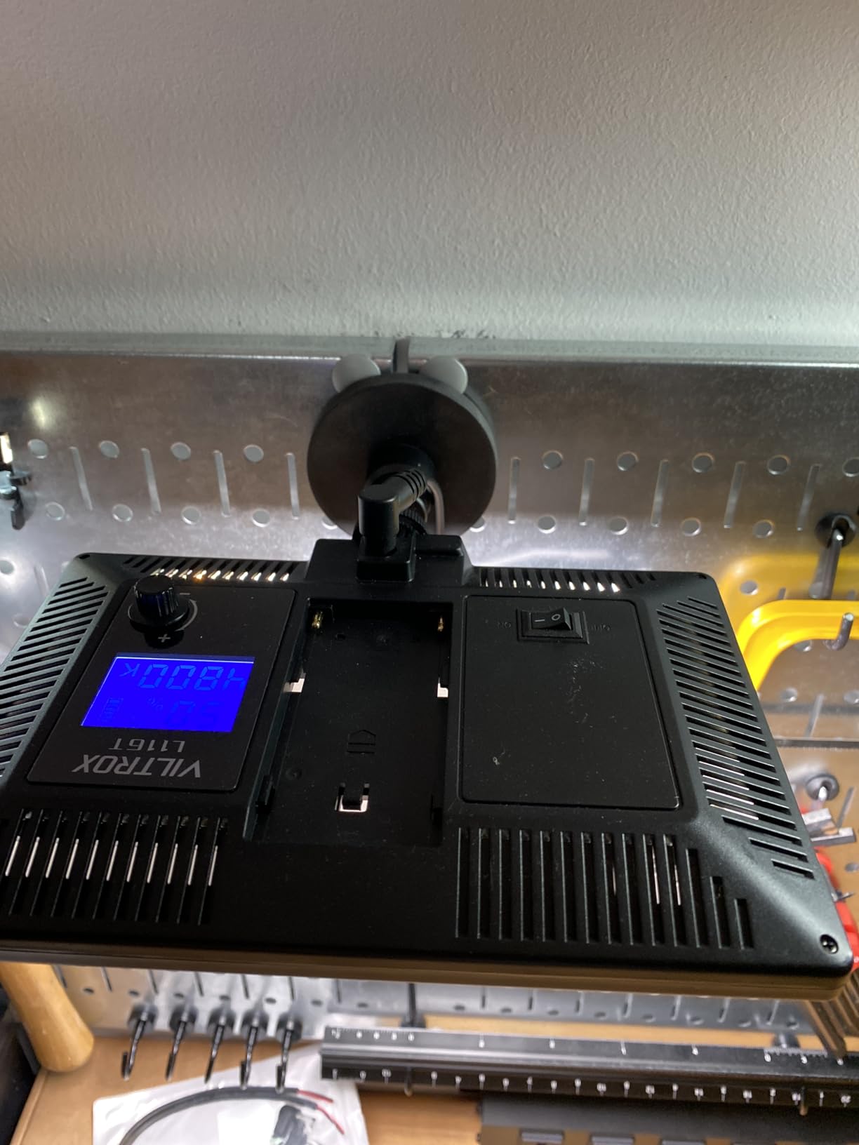 VILTROX L116T CRI95+ Super Slim Dimmable LED Light Panel, Bi-Color 3300K-5600K LED Video Light with LCD Control/Light Mount (NO Battery/No AC Adapter) customer photo 2