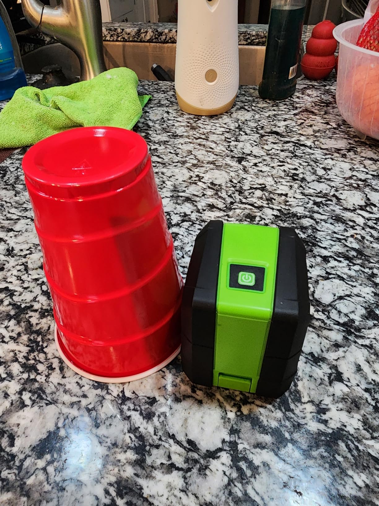 Huepar Laser Level, 100Ft Self Leveling Green Cross Line Laser for Picture Hanging, Tile, Decoration & DIY Construction - 360 Magnetic Base & AA Battery, Indoor Use customer photo 2