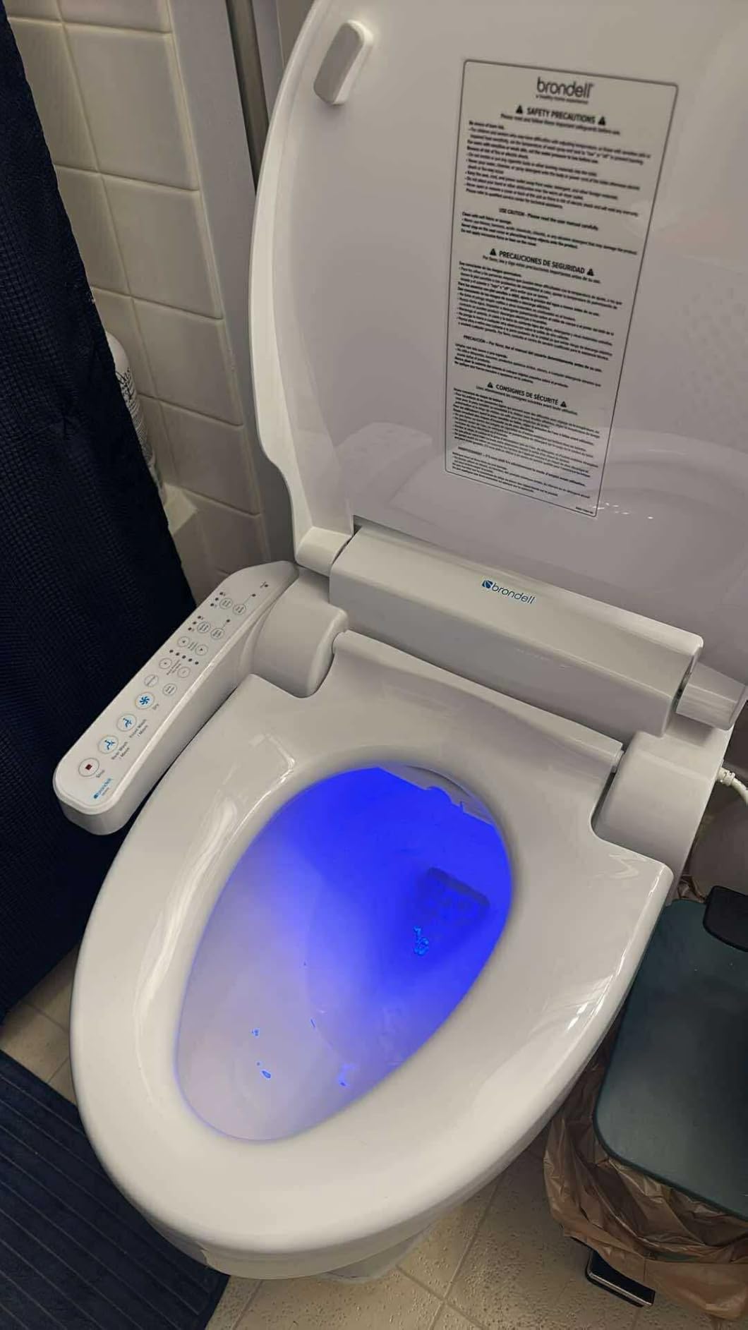 Brondell Swash SE400 Electric Bidet Toilet Seat With Heated Seat, Oscillating Stainless Steel Nozzle, Warm Air Dryer, Night Light, Gentle Close Lid, White Side Arm Control, Elongated customer photo 2