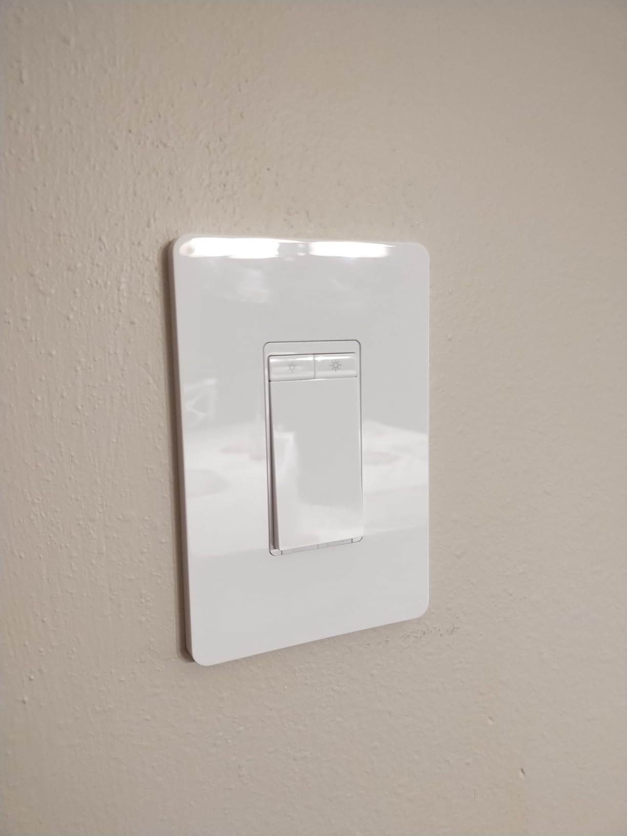 Kasa Smart Dimmer Switch HS220, Single Pole, Needs Neutral Wire | 2.4GHz Wi-Fi Light Switch, Works with Alexa & Google Home, UL Certified, No Hub Required, White customer photo 2