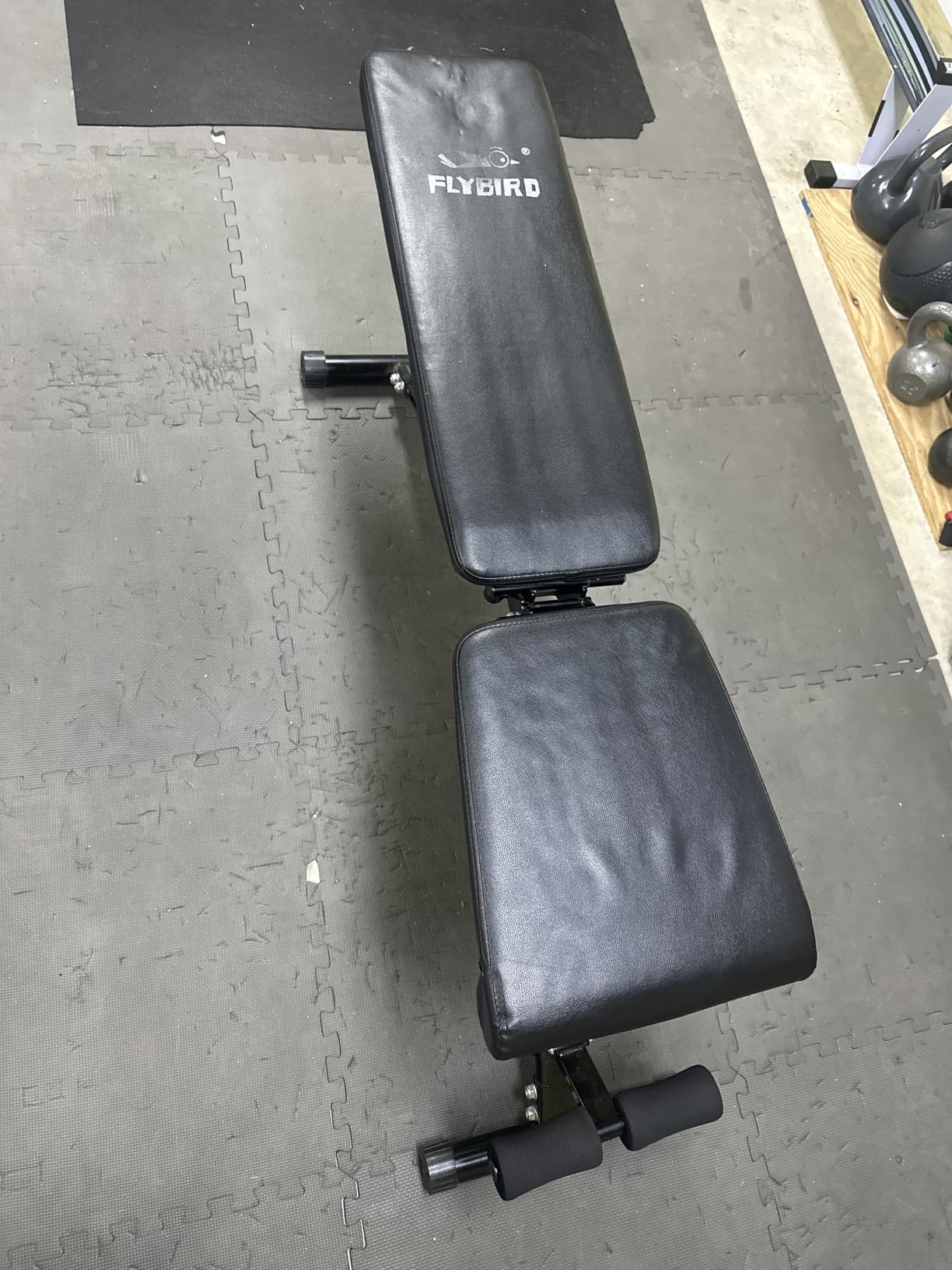 FLYBIRD WB5 Weight Bench, ASTM-Certified 800LBS Adjustable Weight Bench Workout Bench Foldable for Home Gym, 90° to -30° FID and 30in Extended Backrest for Bench Press Strength Training Exercise customer photo 1