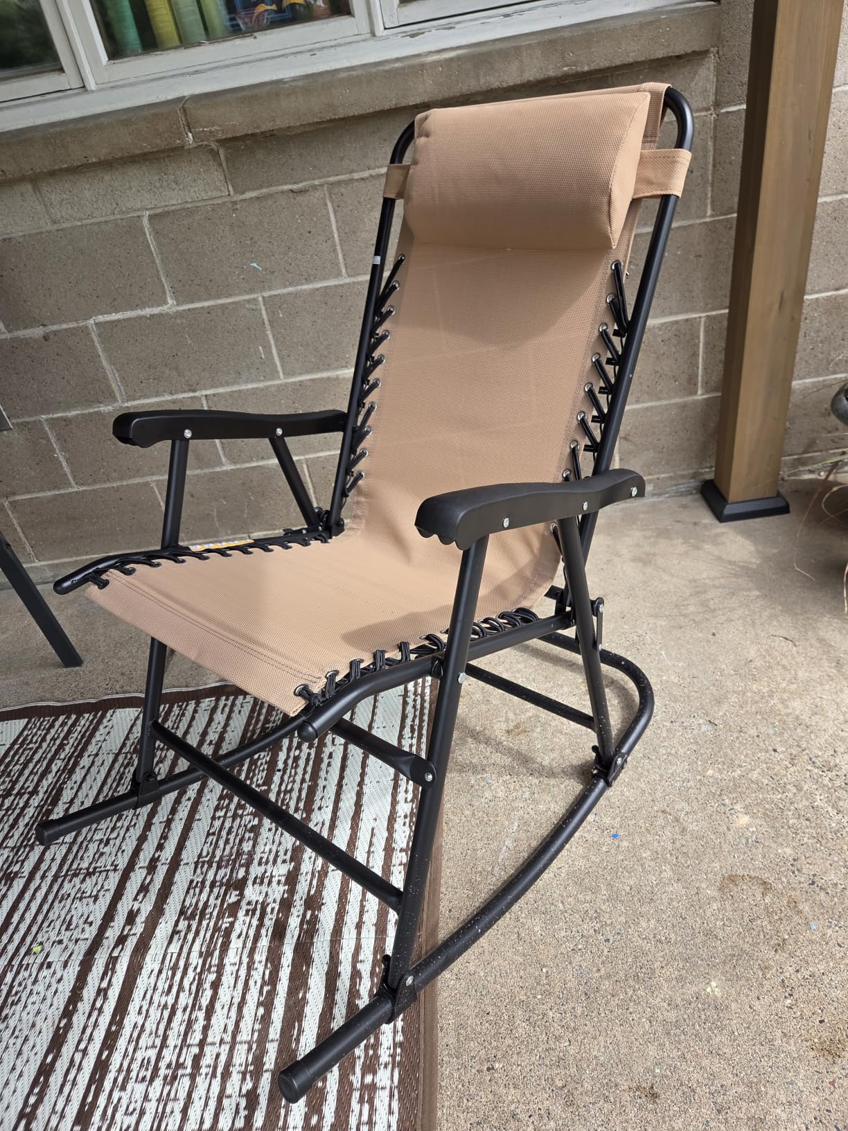 Amazon Basics Outdoor Portable Folding Rocking Chair with Headrest, Ergonomic Design, Weather-resistant Textilene Fabric for Porch, Patio, or Travel, Blue customer photo 1