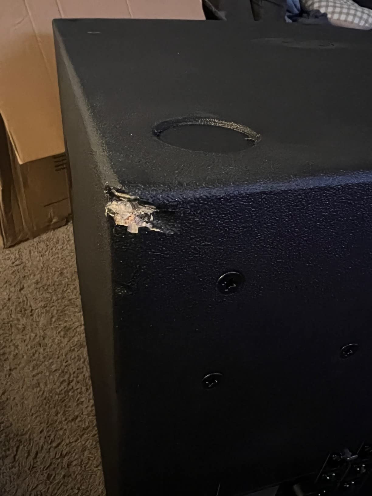 Mackie DRM Series DRM18S 18-Inch Stage Subwoofer with 2300W Class-D Power customer photo 1