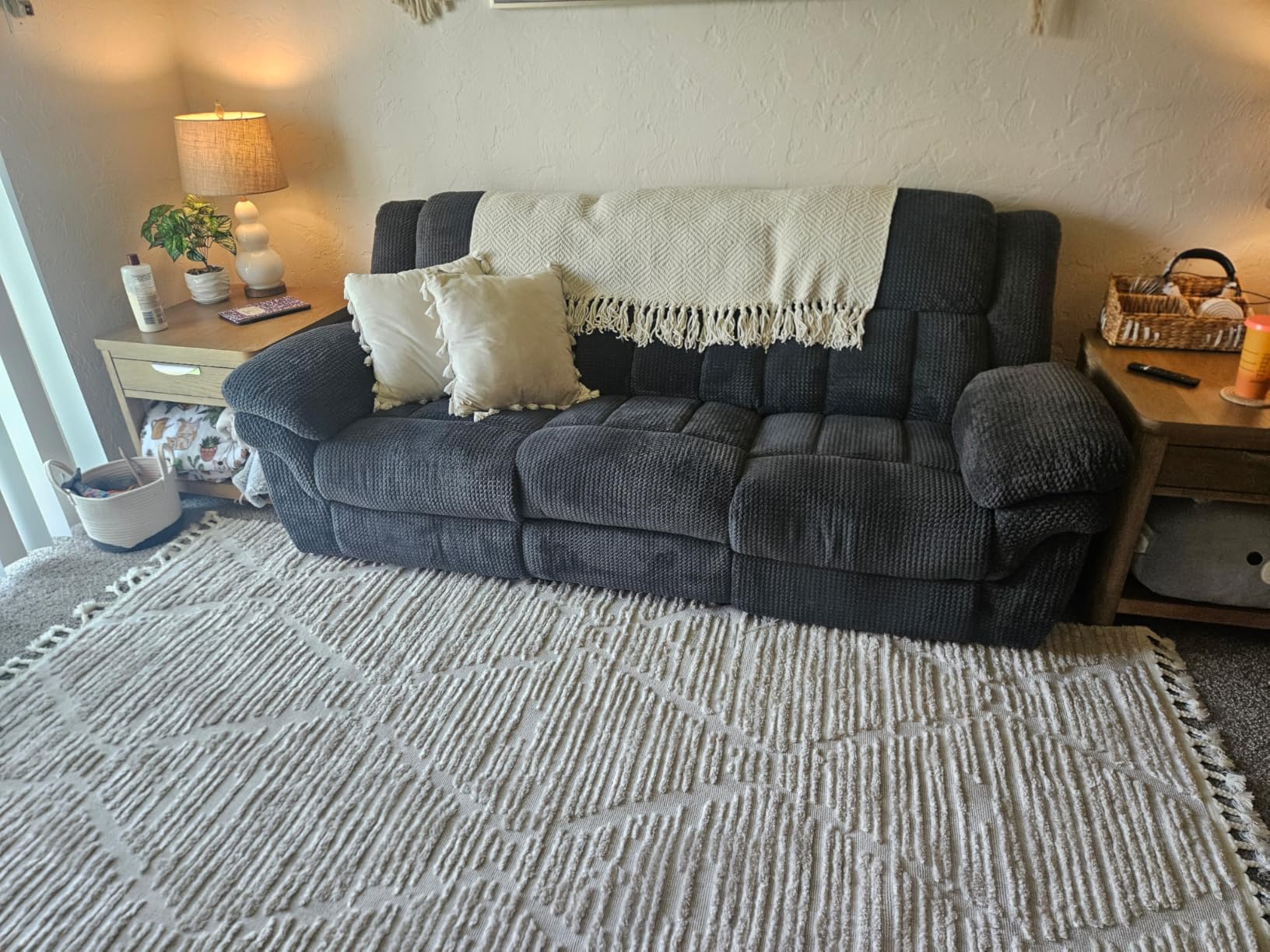 SAFAVIEH Area Rug 8x10 - Marrakesh Collection - Beige, Moroccan Trellis Design with Tassel Detail, Non-Shedding & Easy to Clean, Ideal for Living Room, Bedroom, Dining Space customer photo 1