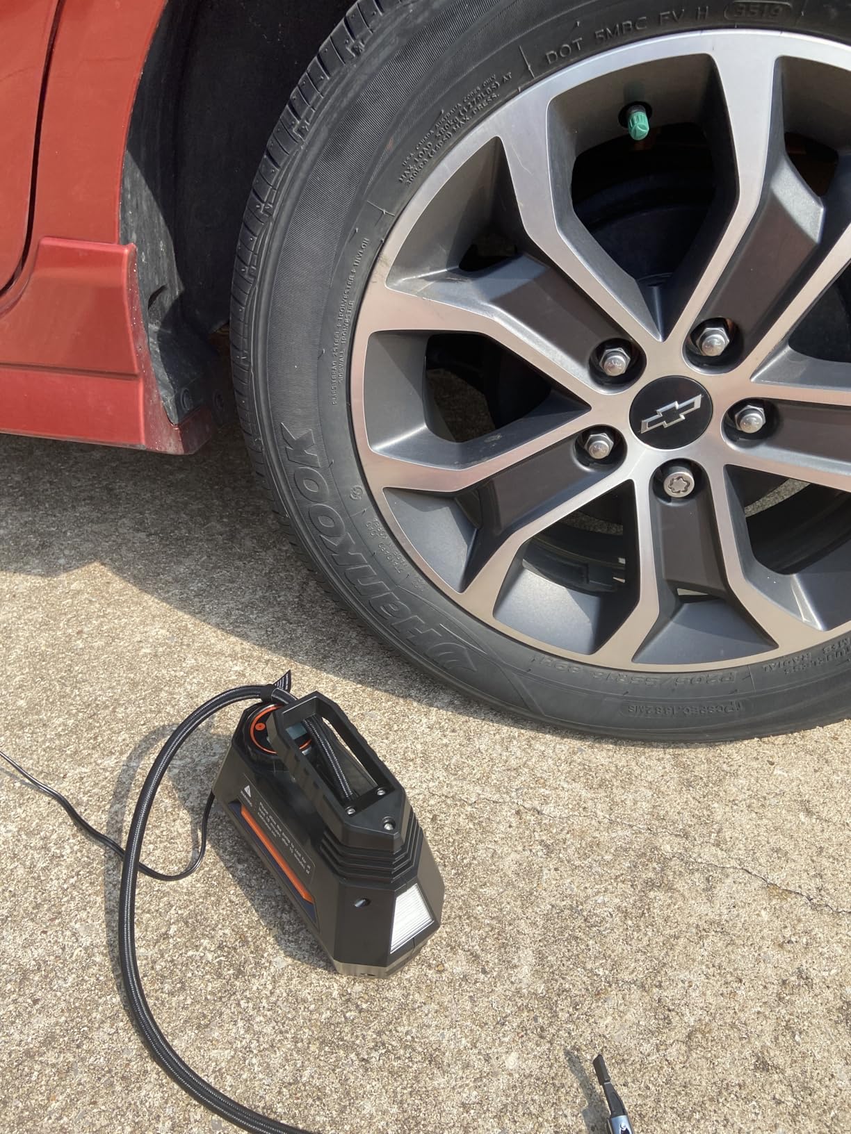 AstroAI AIRUN H Tire Inflator Portable Air Compressor, 9.8Ft Cord-12VDC-Powered Auto Shut-Off, Fast Inflation Electric Air Pump for Car Tires with Digital Pressure Gauge, LED Light, Yellow customer photo 1