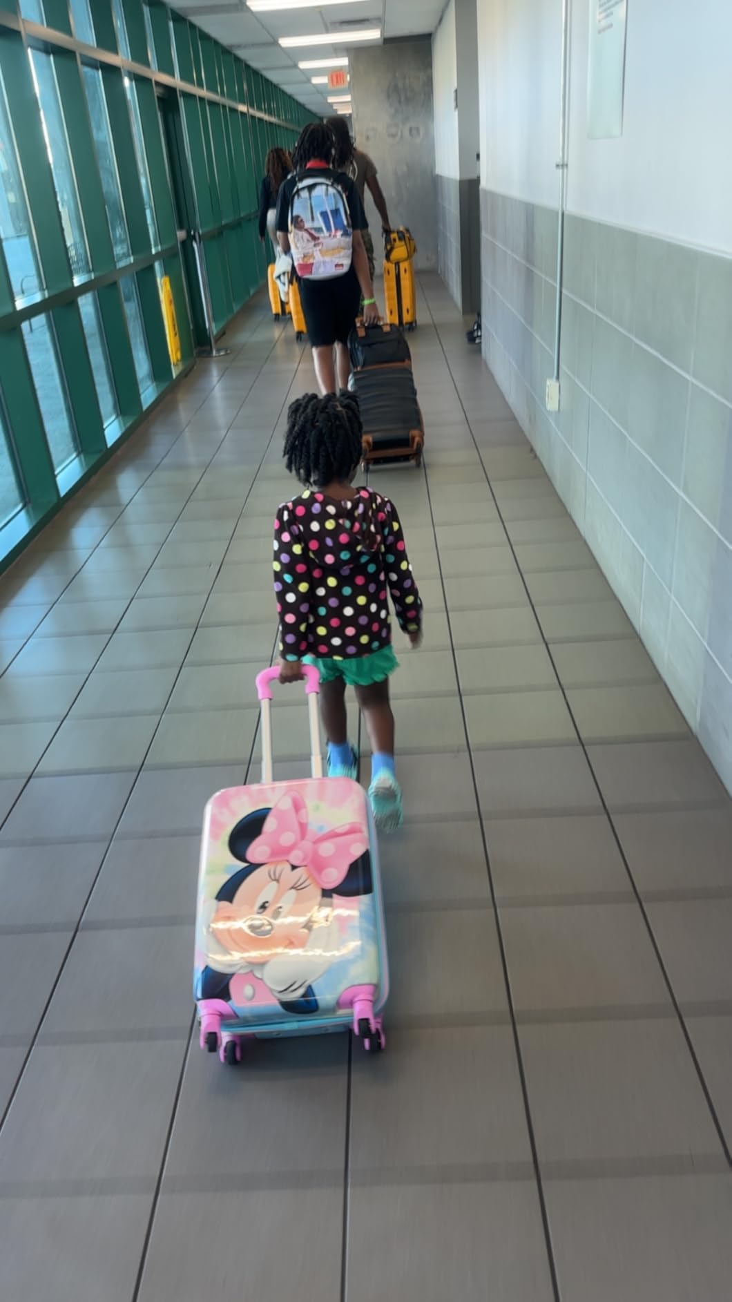 FUL Disney Minnie Mouse Kids Suitcase for Girls | 21