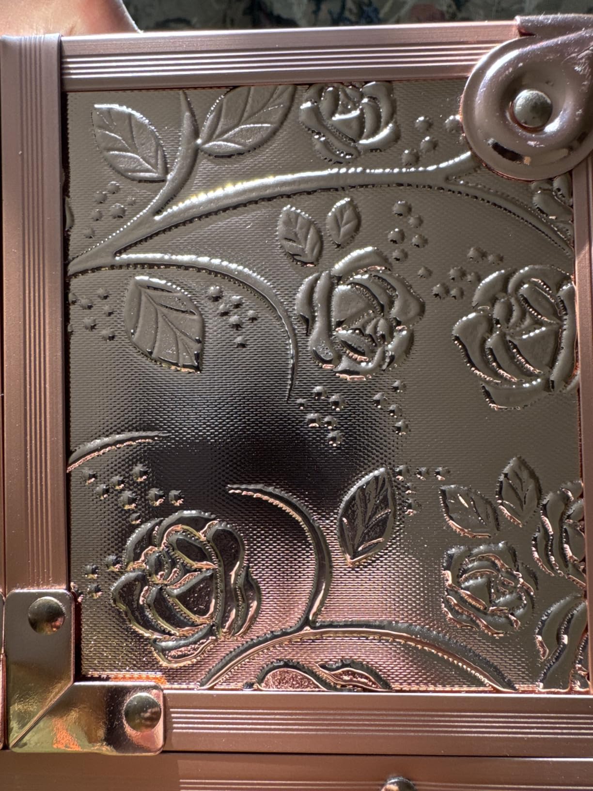FRENESSA Makeup Train Case Makeup Organizer Box Portable Cosmetic Travel Case with Lock 4 Trays Aluminum Hard Vanity Box Make Up Artist Nail Beauty Storage Organizer Cosmetic Suitcase Bright Silver customer photo 2