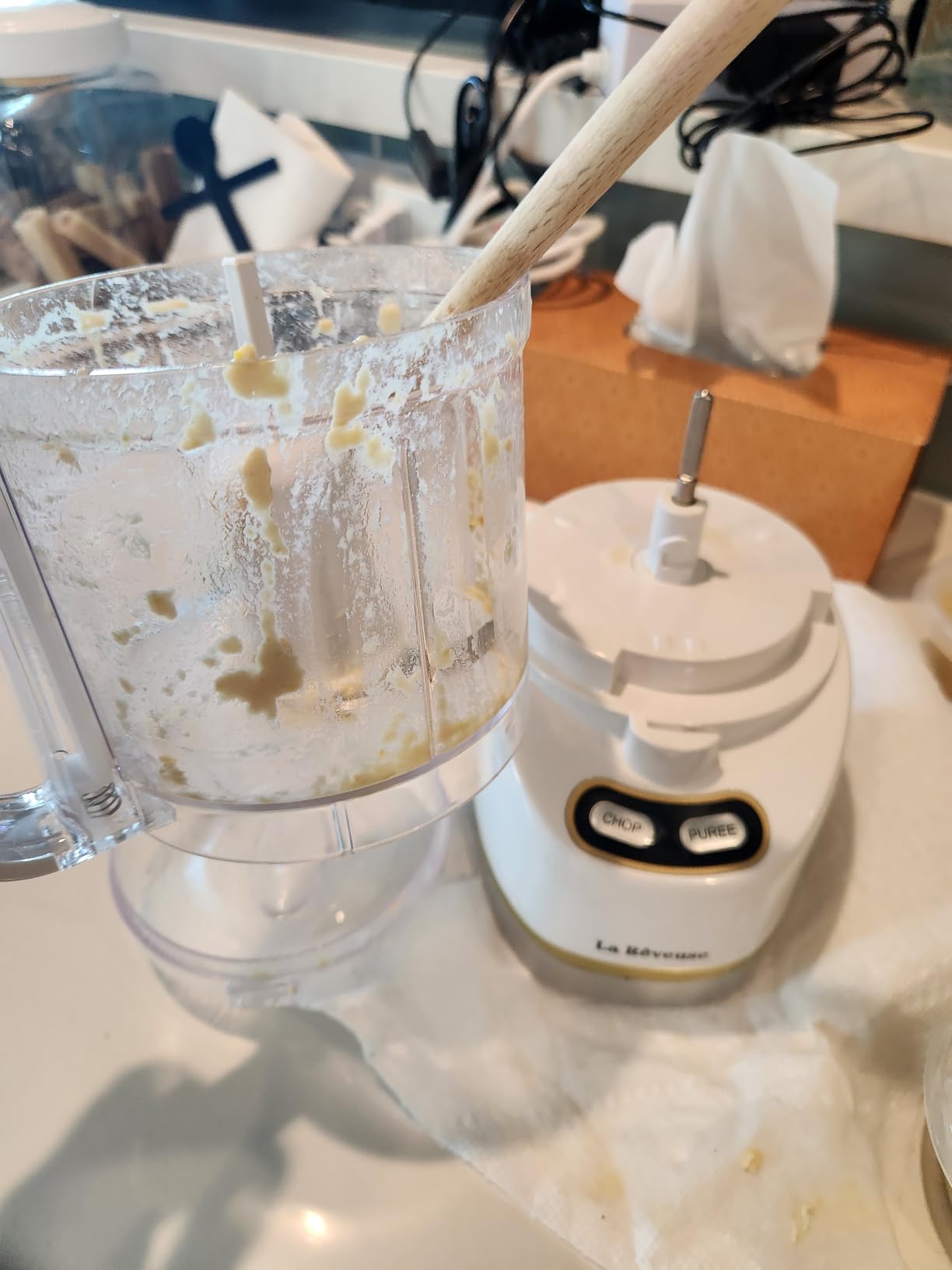 La Reveuse Electric Mini Food Processor Small Chopper 200 Watts 2-Cup Prep Bowl for Mincing Chopping Grinding Blending Pureeing (White) customer photo 1
