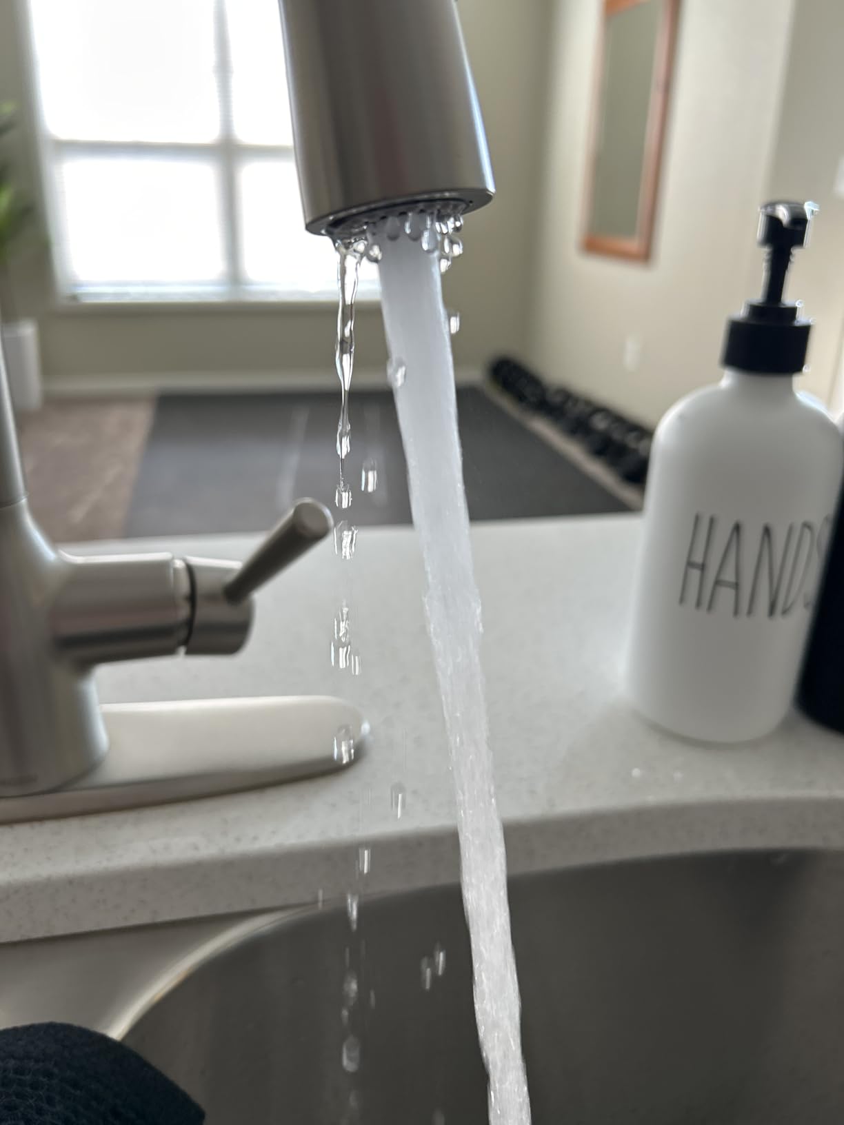 Moen Adler Spot Resist Stainless One-Handle High Arc Pulldown Kitchen Faucet with Power Clean, 87233SRS customer photo 2