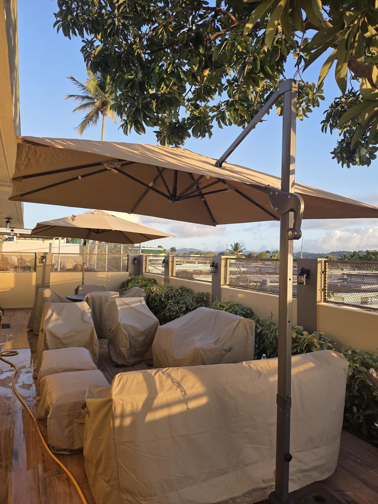 Sunnyglade 10x13Ft Cantilever Patio Umbrella Rectangular Deluxe Offset 360 Degree Rotation and Integrated Tilting System Hanging Umbrella for Market Garden Deck Pool Backyard Patio (Tan) customer photo 1